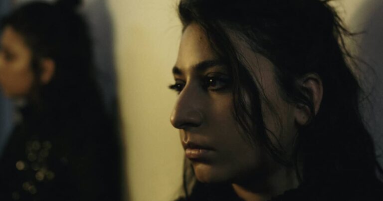 Arooj Aftab Shares New Song ‘Udhero Na’ Featuring Anoushka Shankar