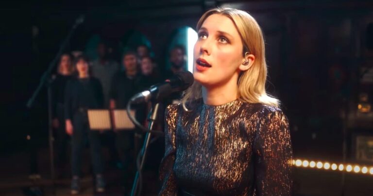 Watch Wolf Alice Perform ‘The Last Man on Earth’ on ‘Fallon’