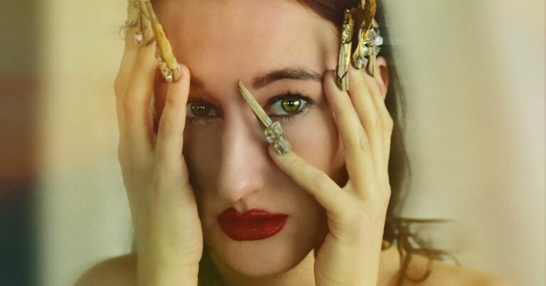 Zola Jesus Announces New Album ‘Arkhon’, Shares Video for New Single ‘Lost’