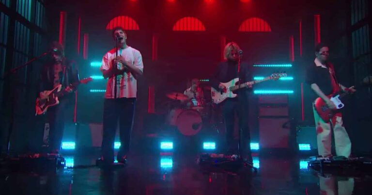 Watch Fontaines D.C. Perform ‘Nabokov’ on ‘Seth Meyers’
