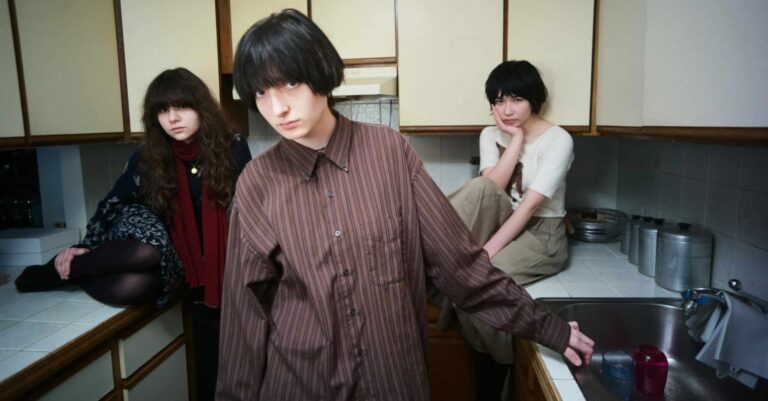 Horsegirl Share New Single ‘World of Pots and Pans’