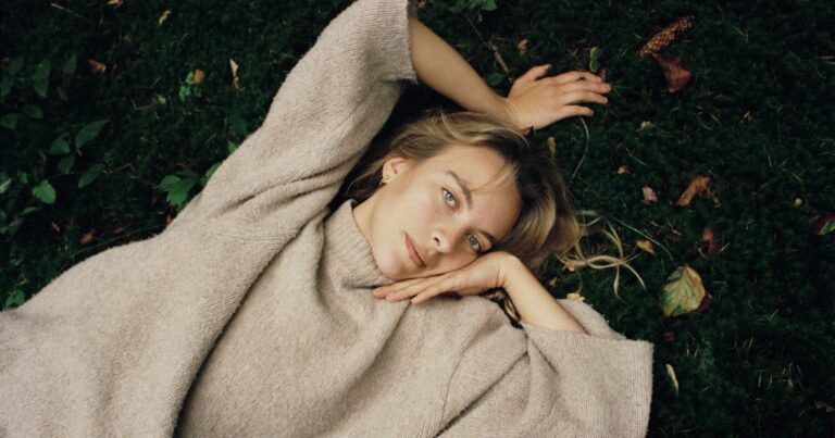 Naima Bock Announces Debut Album ‘Giant Palm’, Shares Video for New Song