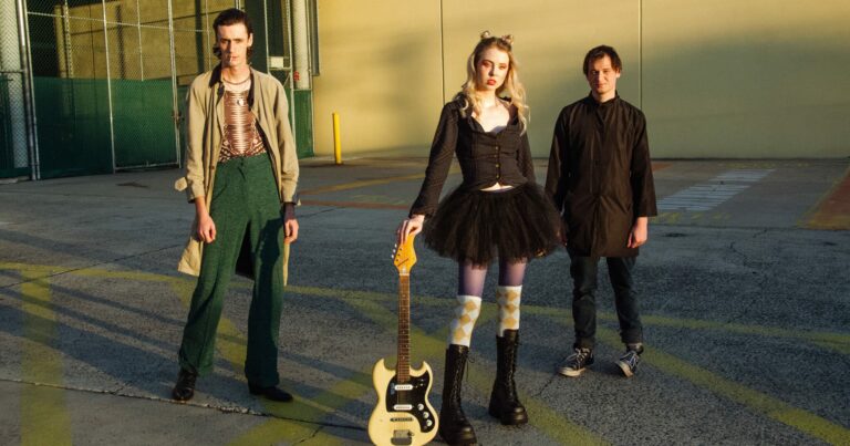 The Goon Sax Share New Songs, Cover Len’s ‘Steal My Sunshine’