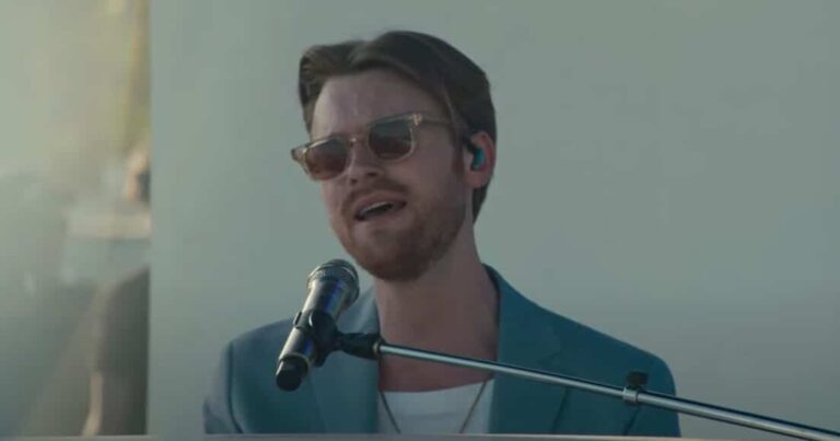 Watch Finneas Give ‘Turning Red’ Song ‘Nobody Like U’ Its Live Debut at Coachella 2022