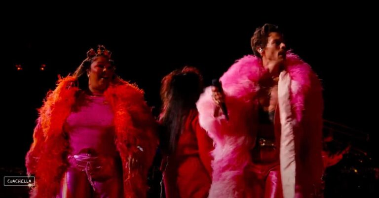 Watch Lizzo Join Harry Styles on ‘I Will Survive’ and ‘What Makes You Beautiful’ at Coachella 2022