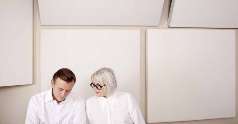 Cocteau Twins’ Elizabeth Fraser and Damon Reece Detail New Project, Share Single
