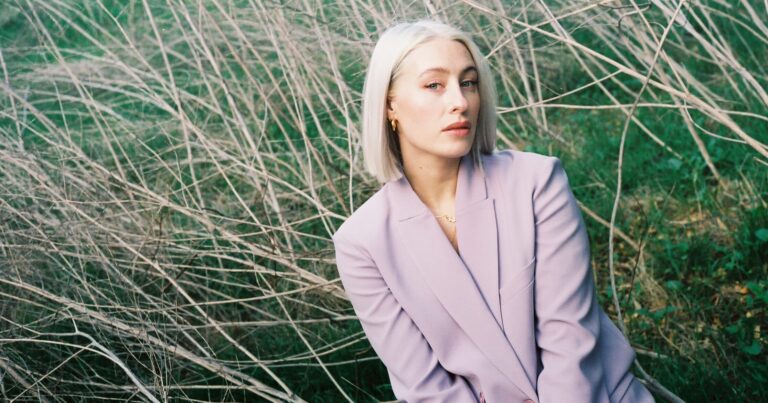 Violet Skies Announces Debut Album, Shares Video for New Single ‘Settle’
