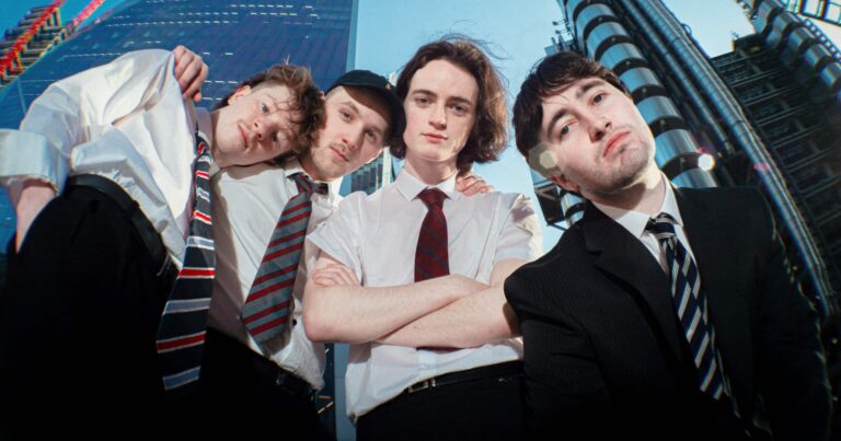 Courting Announce Debut Album ‘Guitar Music’, Share New Single ‘Loaded’