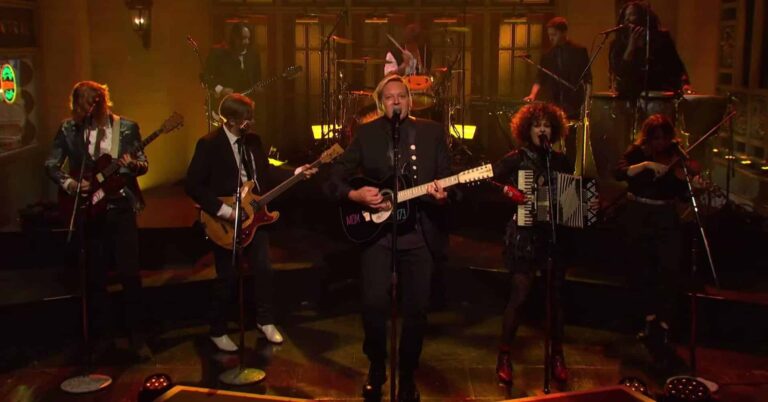 Watch Arcade Fire Perform ‘The Lightning I, II’ and ‘Unconditional (Lookout Kid)’ on ‘SNL’