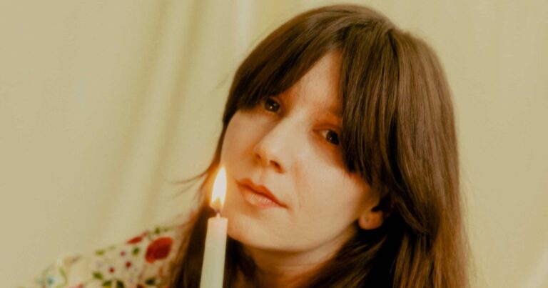 Circuit des Yeux Releases New EP ‘Live in Chicago’