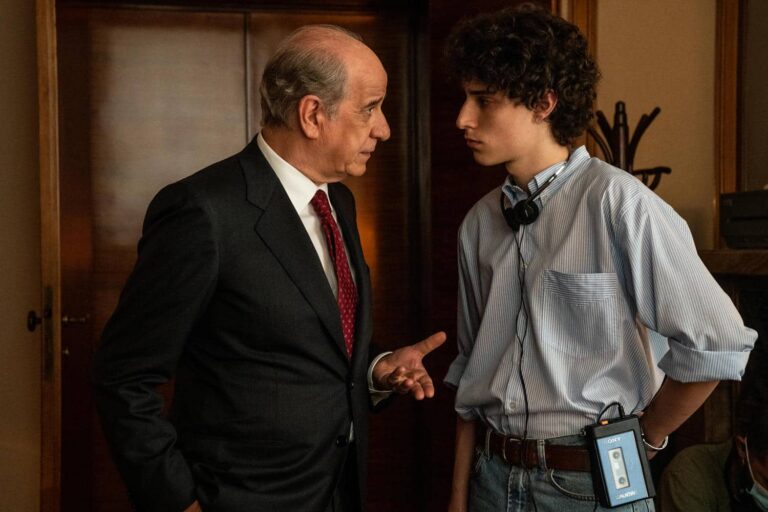 15 Best Quotes from The Hand of God (2021)