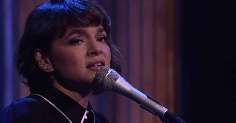Watch Norah Jones Perform ‘Don’t Know Why’ on ‘Fallon’