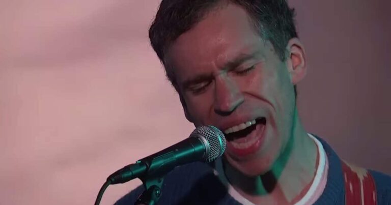 Watch Parquet Courts Perform ‘Walking at a Downtown Pace’ on ‘Kimmel’