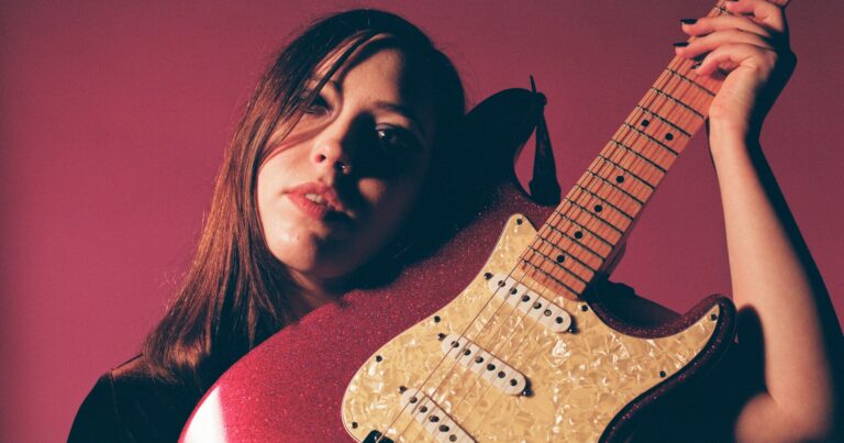 Soccer Mommy Shares Video for New Song ‘Bones’