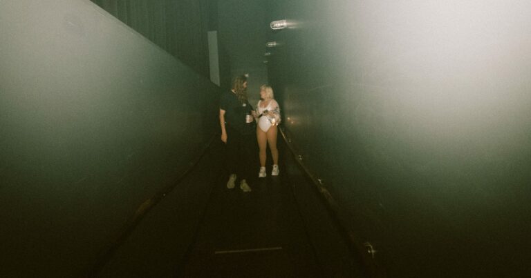 Sylvan Esso Release New Single ‘Sunburn’