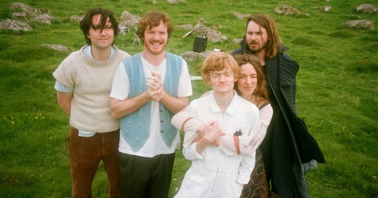 Gently Tender Announce Debut Album ‘Take Hold of Your Promise!’, Share New Single