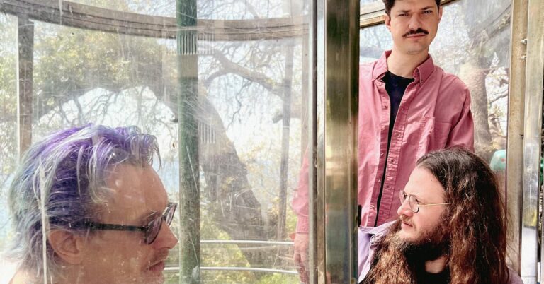 Efterklang Surprise-Release New EP ‘Plexiglass’
