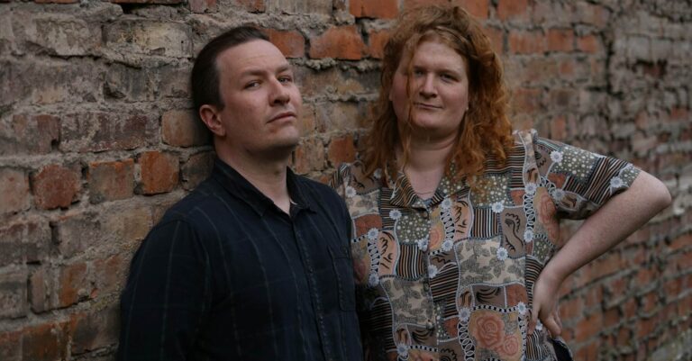 Comfort Sign to FatCat, Preview New EP With New Single ‘My Bias’