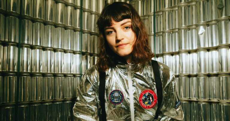 Lande Hekt Announces New Album ‘House Without a View’, Shares Video for New Song