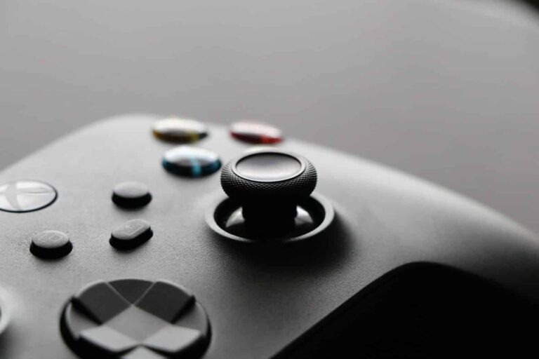 Do I need to be an actor to succeed in esports casting?