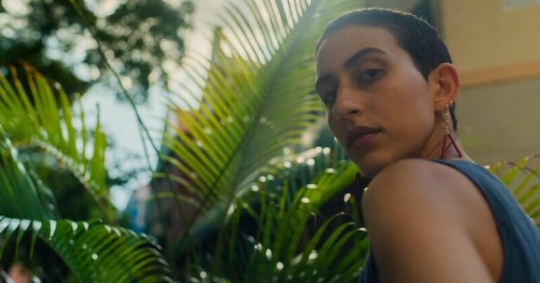 Muna Ileiwat Unveils Video for New Single ‘Twenty-Seven’