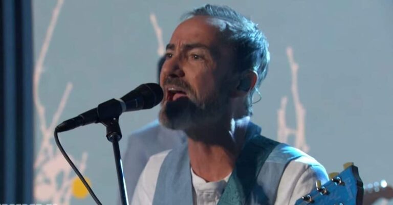 Watch The Shins Perform ‘Caring Is Creepy’ on ‘Kimmel’