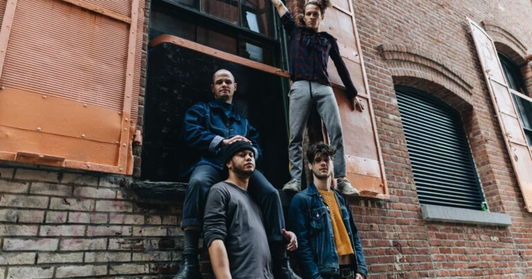 Altopalo Enlist Bartees Strange for New Song ‘love that 4 u’