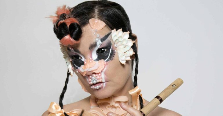 Björk Announces New Album ‘Fossora’