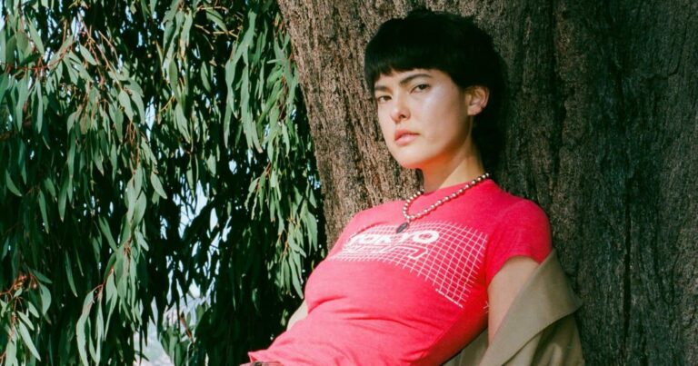 Miya Folick Shares New Single ‘Bad Thing’, Co-Written by Mitski