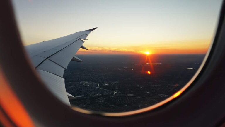 Traveling in Style According to Fashion Insiders