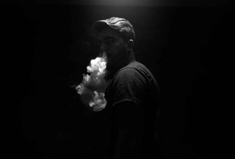 Full Guide On Vaping Weed