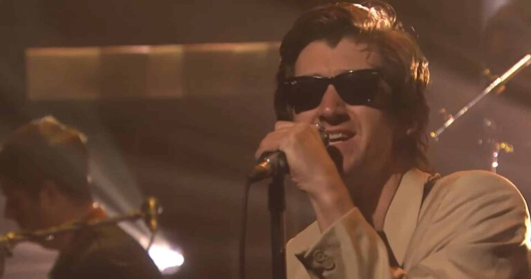 Watch Arctic Monkeys Perform ‘Body Paint’ on ‘Fallon’
