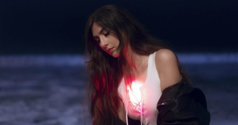 Weyes Blood Announces New Album ‘And in the Darkness, Hearts Aglow’, Shares New Song