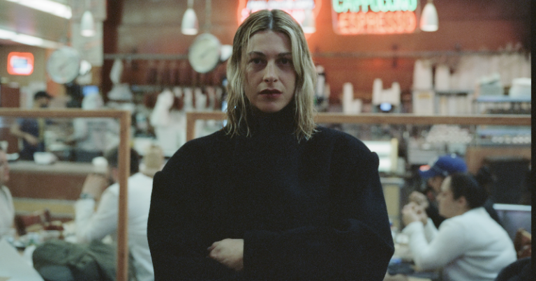Indigo Sparke Shares Video for New Song ‘Hysteria’