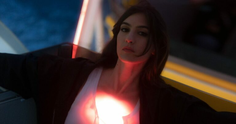 Weyes Blood Shares Cover of ‘When You’re Smiling’