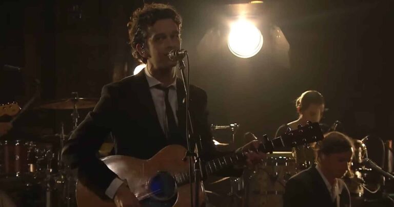 Watch the 1975 Perform ‘I’m in Love With You’ on ‘Fallon’