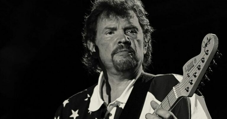 Alabama’s Jeff Cook Dies at 73