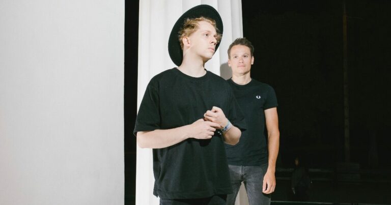 MOLLY Share New Single ‘Ballerina’