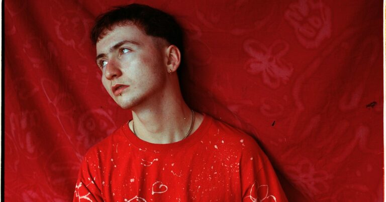 piglet Announces New EP, Unveils Video for New Song ‘to you tonight’