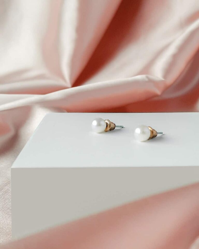 Which Style of Earring Suits Your Personality? Everything You Need to Know