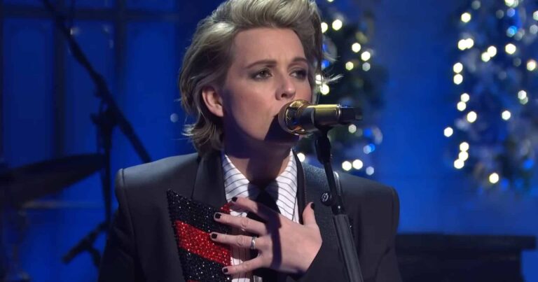 Watch Brandi Carlile Perform ‘The Story’ and ‘You and Me on the Rock’ on ‘SNL’