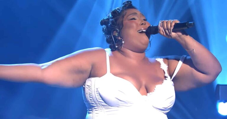 Watch Lizzo Perform ‘Break Up Twice’ and ‘Someday at Christmas’ on ‘SNL’