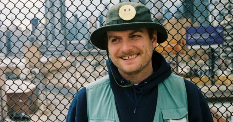 Mac DeMarco Covers ‘It’s Beginning to Look a Lot Like Christmas’