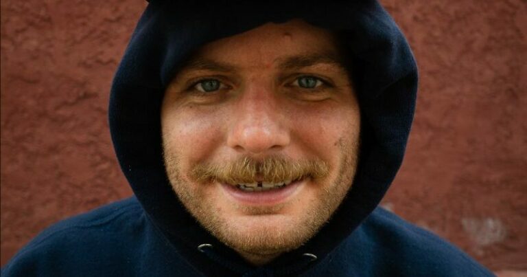 Mac DeMarco Announces New Album ‘Five Easy Hot Dogs’