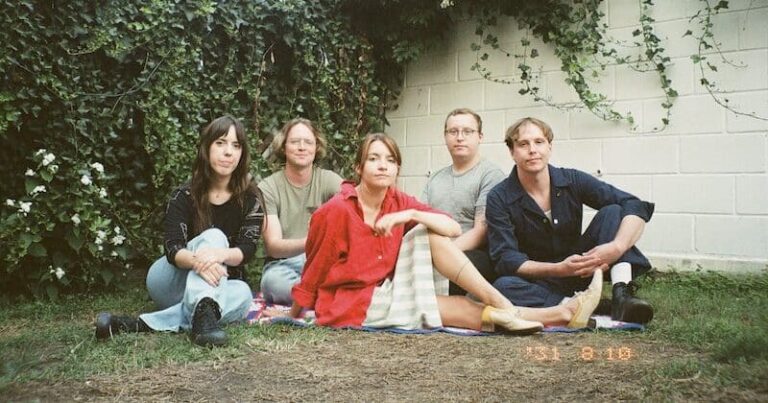 Why Bonnie Release New Song ‘Apple Tree’