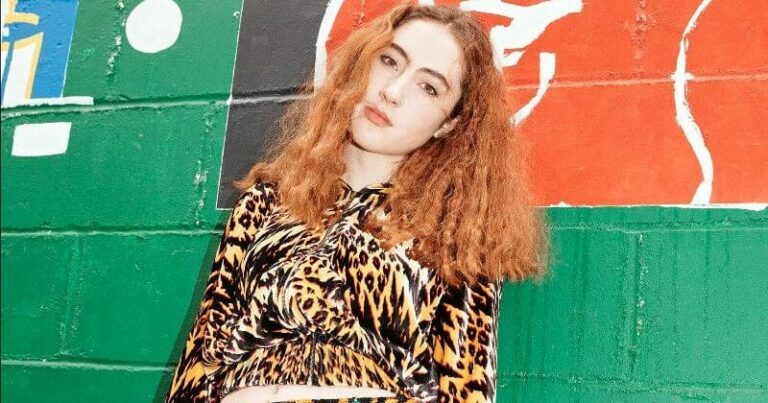 Let’s Eat Grandma’s Rosa Walton Shares New Single ‘Turning Up the Flowers’