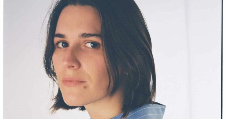 Art School Girlfriend Announces New Album ‘Soft Landing’, Releases New Song