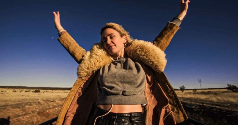 Hurray for the Riff Raff Joins Esther Rose on New Song ‘Safe to Run’