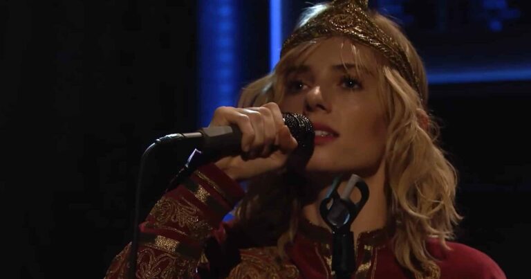 Watch Maya Hawke Perform ‘Thérèse’ on ‘Fallon’