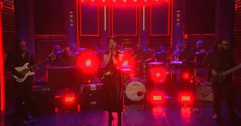 Watch St. Vincent and the Roots Cover Portishead’s ‘Glory Box’ on ‘Fallon’